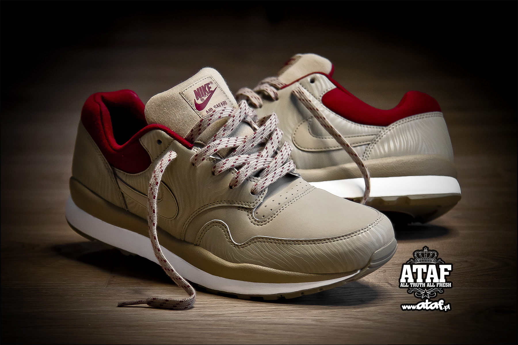 Air Safari Bamboo Red 2