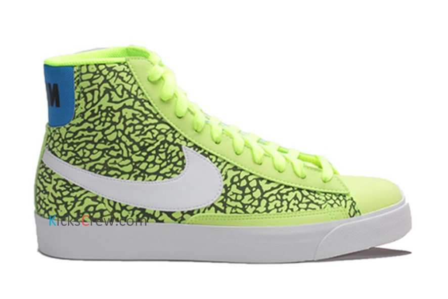 Blazer Mid Volt Elephant