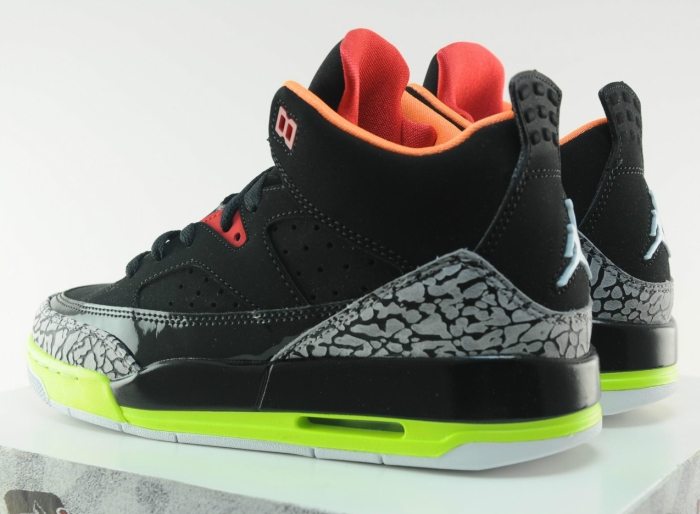 Jordan Son Of Mars Low Gs Black Light Armory Blue Volt Orange 08