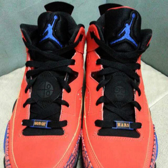 Jordan Son of Mars Low - Orange - Blue - Black - SneakerNews.com
