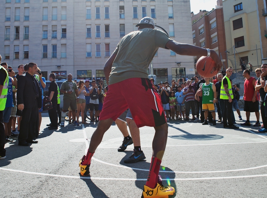 Kevin Durant In Nike Kd 6 Pbj 011