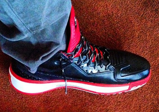 Dwyane Wade Previews Li-Ning Way of Wade 2