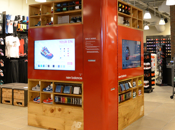 Ruidoso Marcha atrás Fuente New Balance 574 Custom Kiosk at Foot Locker Times Square - SneakerNews.com