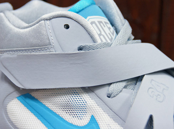 Nike Air Force Max CB 2 HYP – Wolf Grey – White – Gamma Blue