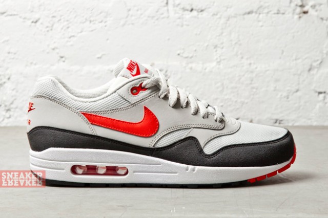 Nike Air Max 1 Essential Challenge Red Pale Grey 2