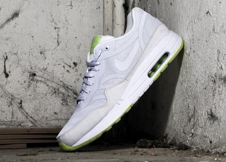 Nike Air Max 1 Premium Tape Glow In The Dark 02