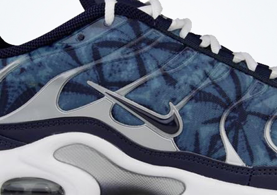 Nike Air Max Plus "Navy Camo"