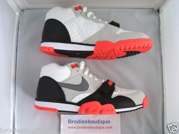 Nike Air Trainer 1 Infrared Available Early 03