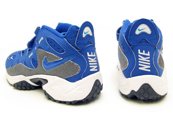 Nike Air Turf Raider Game Royal Grey Black 2