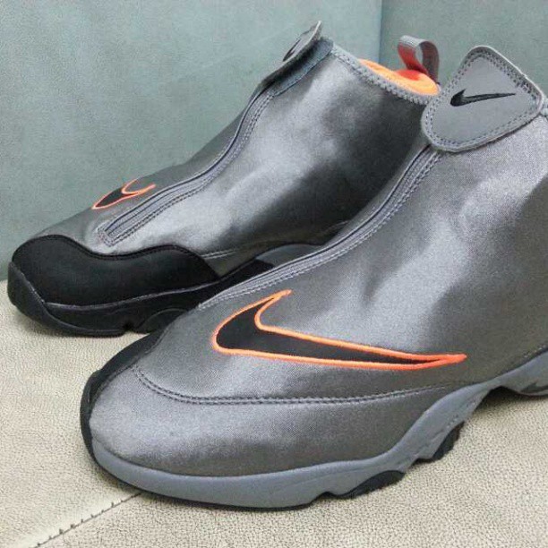 Nike Air Zoom Flight The Glove Oregon State 01
