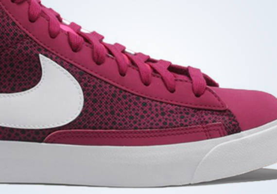 Nike Blazer Mid Raspberry Safari