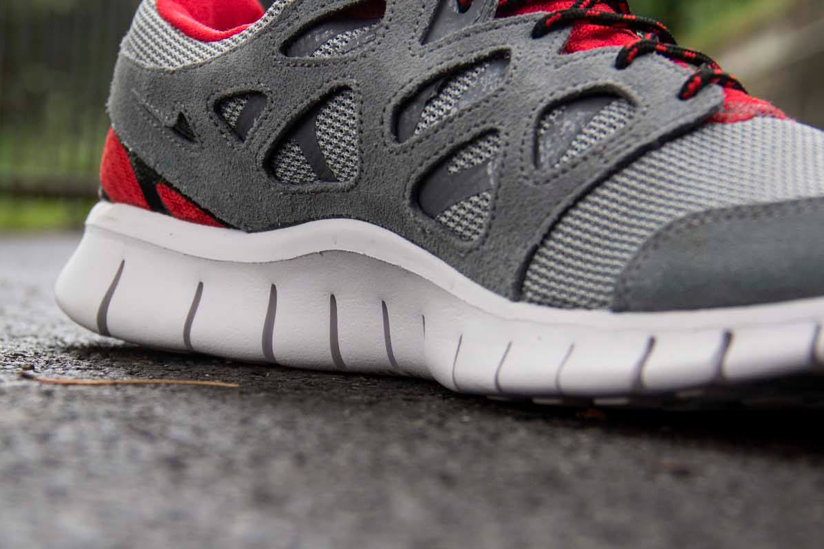Nike Free 2 Grey Red 3