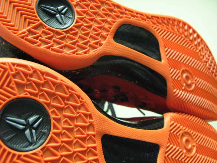 Nike Kobe 8 Challenge Red Kobe Autographed 03