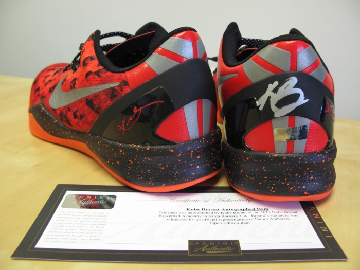 Nike Kobe 8 Challenge Red Kobe Autographed 07