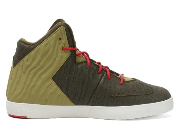 Nike Lebron 11 Nsw Lifestyle Release Date 03