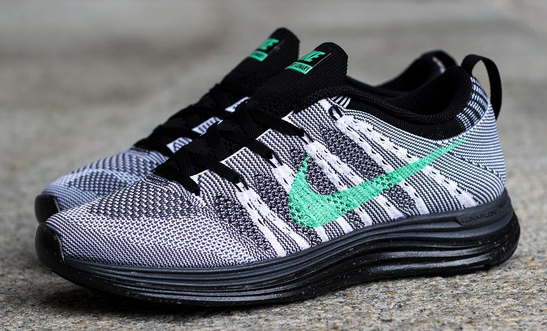 Nike Lunar Flyknit 1 White Green Glow Grey Black 02