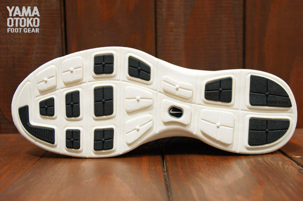 Nike Lunar Flyknit Chukka Pink Blue 6