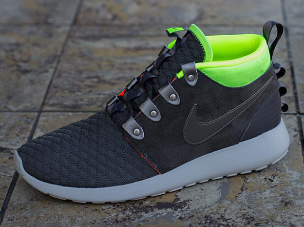 Nike Roshe Run Mid Winter Newsprint Smoke Volt 3