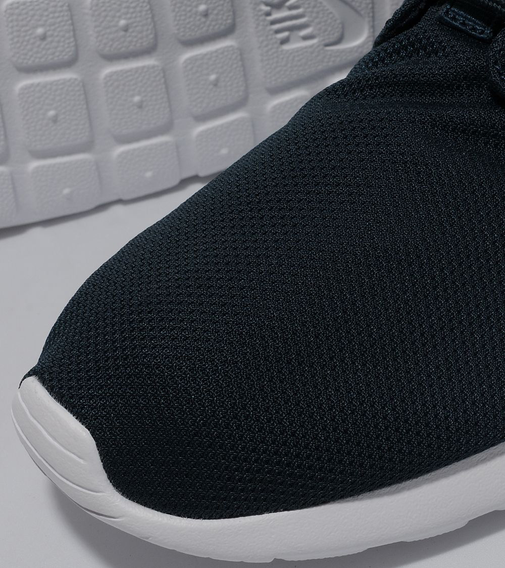 Nike Roshe Run Navy White 3