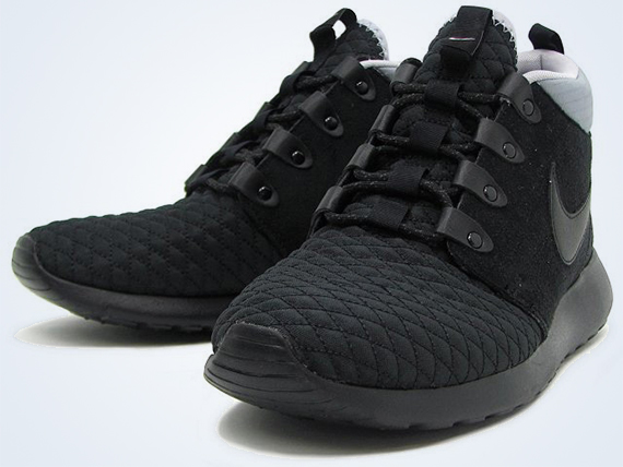 Nike Roshe Run SneakerBoot – Black – Silver