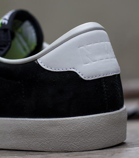 Nike Tennis Classic Ac Premium Black Lime 2