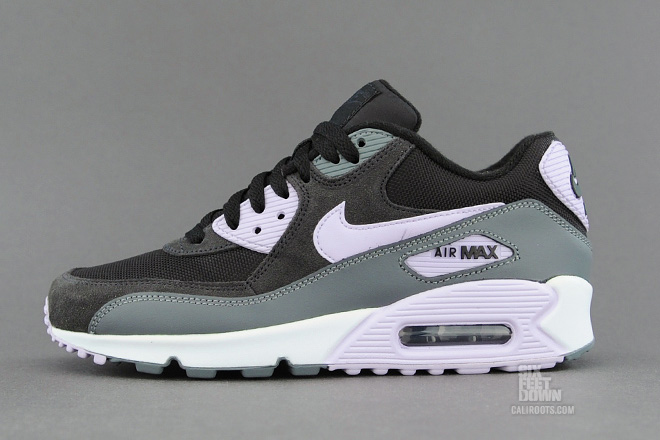 Nike Wmns Air Max 90 Black Grey Violet Frost 1