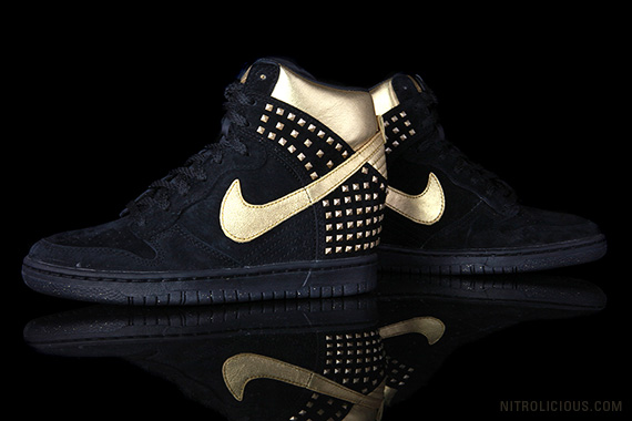 Nike WMNS Dunk Sky Hi 