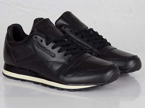 Reebok Classic Leather Lux Horween Black 2