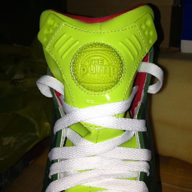 Reebok Shaq Attaq Ghost Of Christmas Present 03