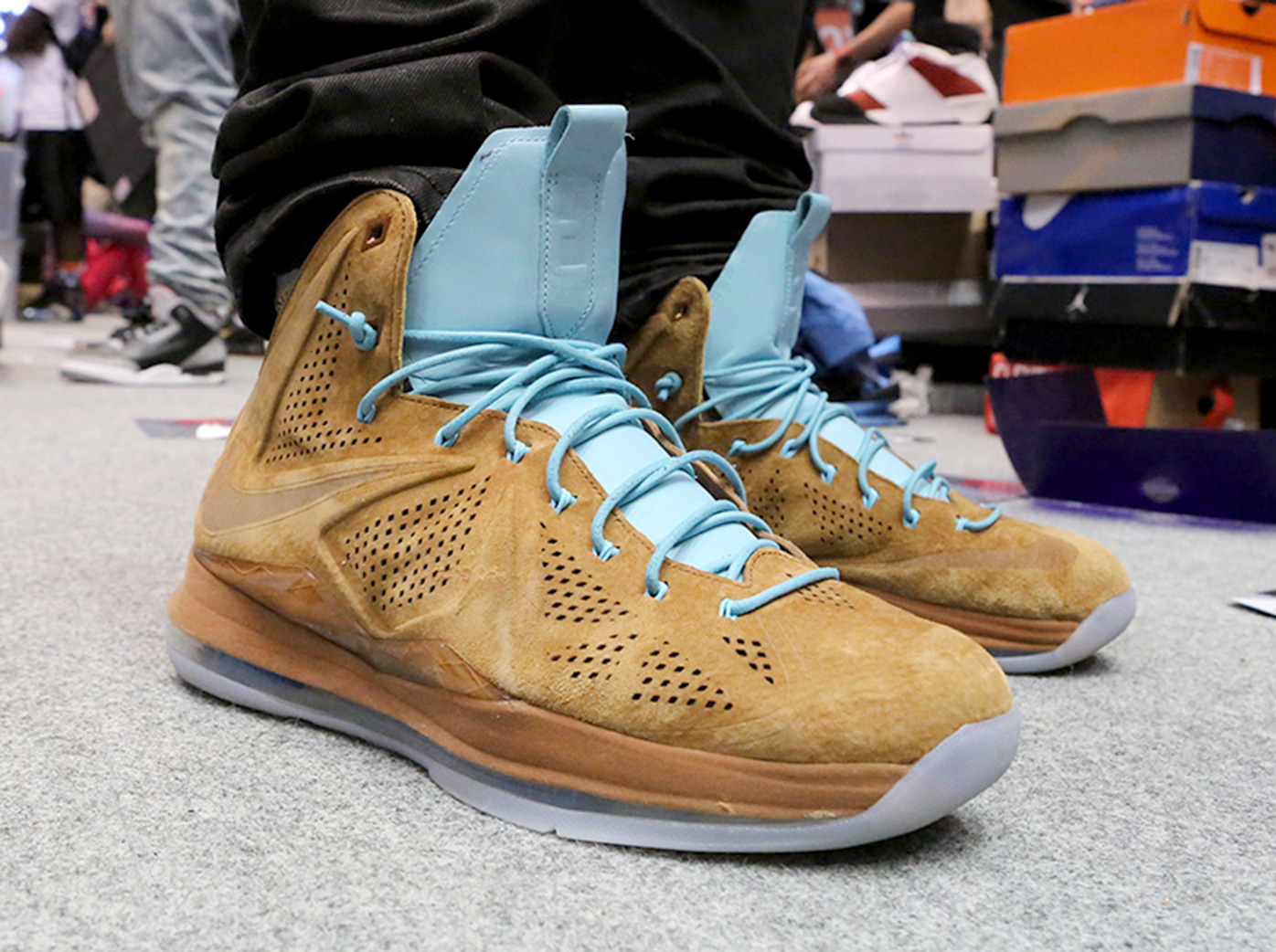 Sneaker Con Dc On Feet Recap 854