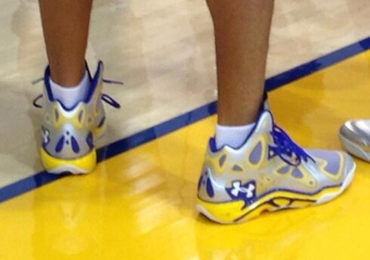 Steph Curry in Under Armour Spawn Anatomix