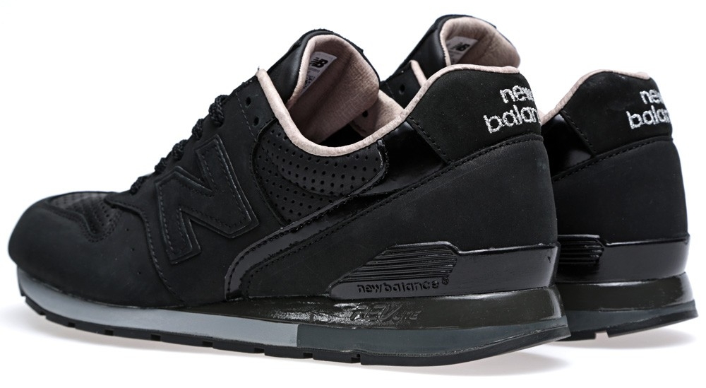 Tomorrow Land New Balance 996 Revlite 02