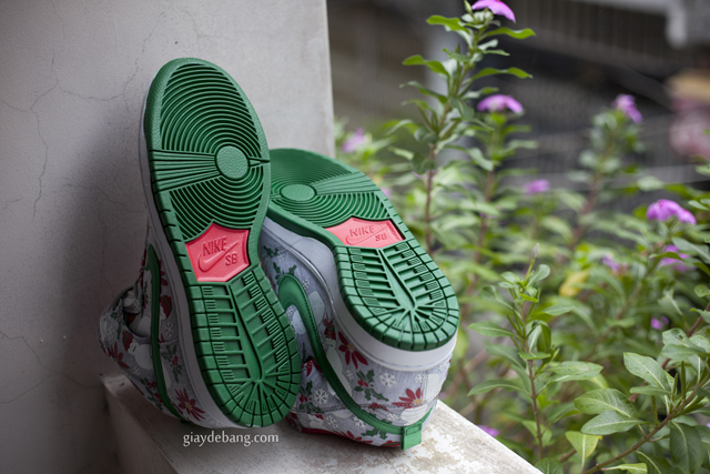 Ugly Christmas Sweater Nike Sb Dunk High 7