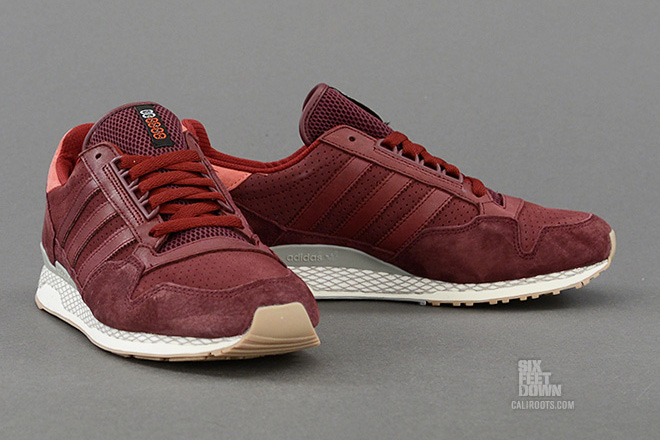 Adidas Originals Run Thru 00s Pack 10