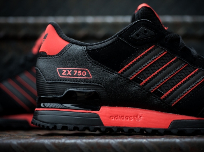 Invertir maníaco Oral adidas Originals ZX 750 - Black - Red - SneakerNews.com