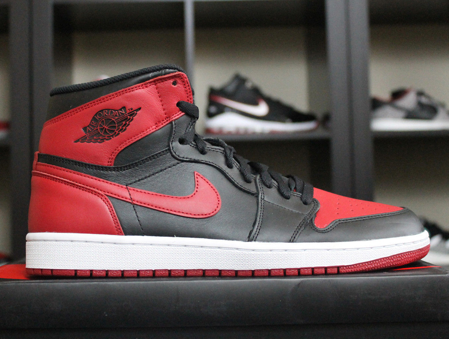 Air jordan clearance 1 bred restock