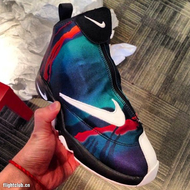 Green Abyss Nike Zoom Flight Glove 01