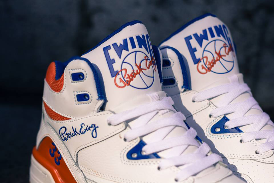 Knicks Ewing Guard 04