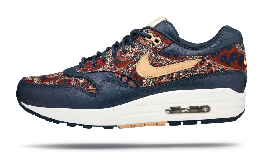 Liberty Nike Wmns Bourton Collection 02