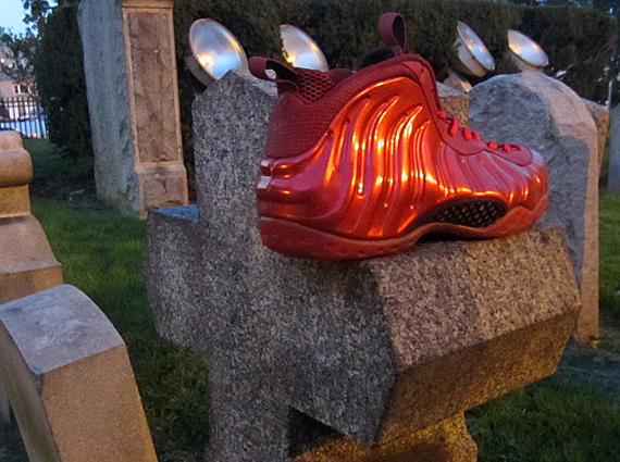 Nike Air Foamposite One Red Devil Customs 3