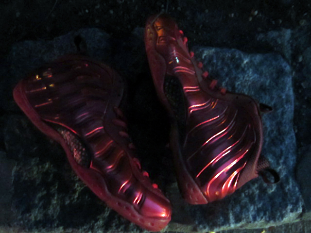 Nike Air Foamposite One Red Devil Customs 5