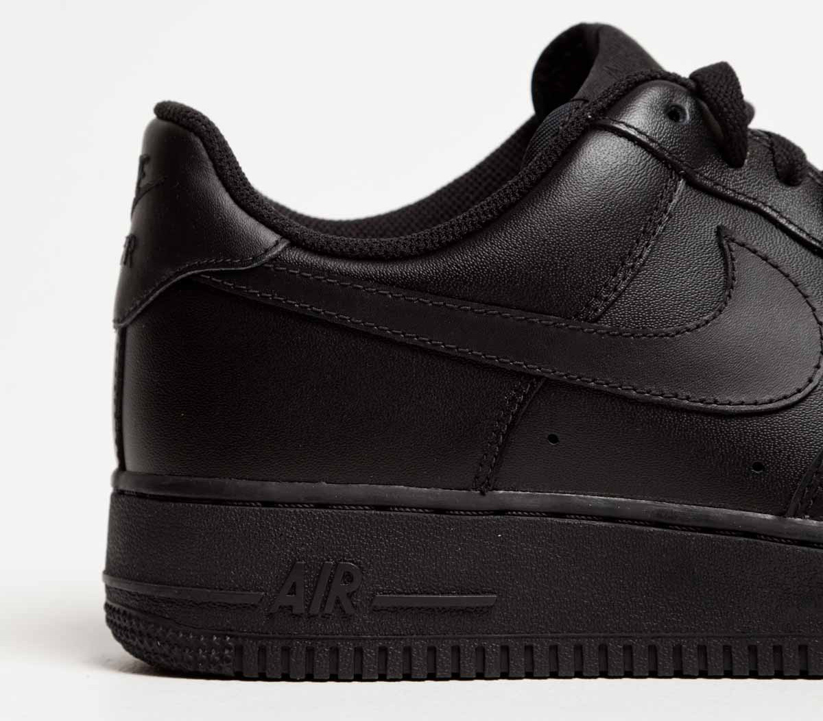 Nike Air Force 1 Low Black 6