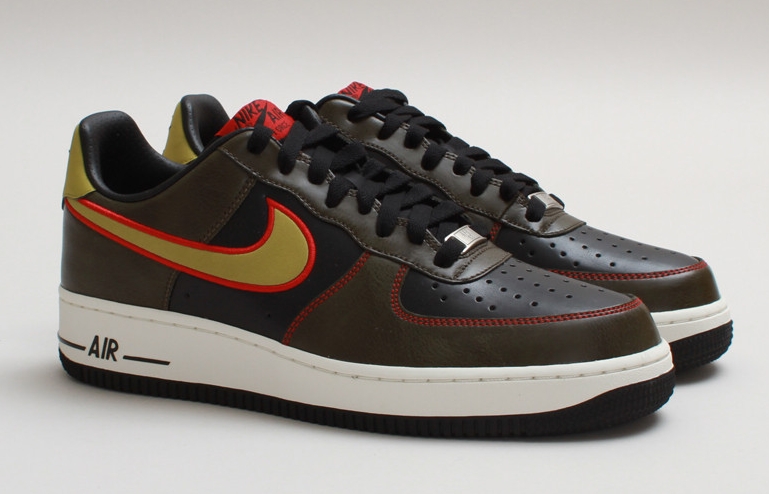 Nike Air Force 1 Low Parachute Gold Black Dark Loden 01