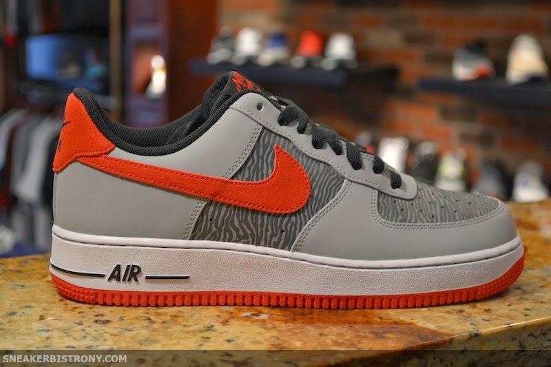 Nike Air Force 1 Low Reflective Silver Red Zebra 01