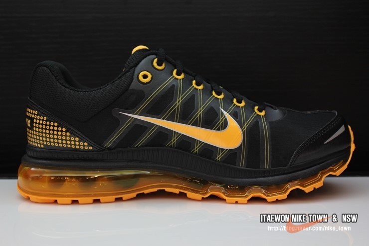 Nike Air Max 2009 Holiday 04