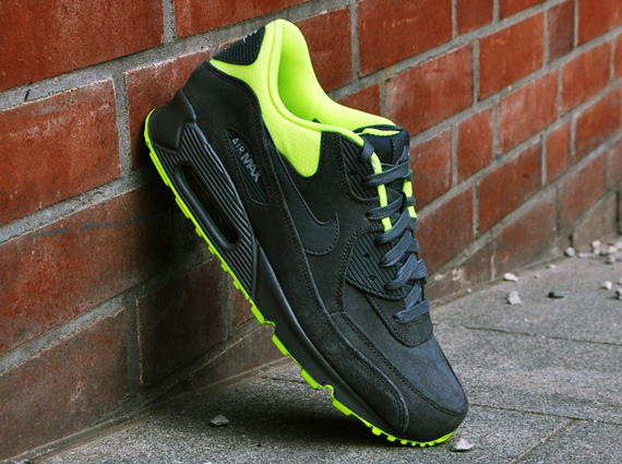 Nike Air Max 90 Premium – Dark Grey – Volt