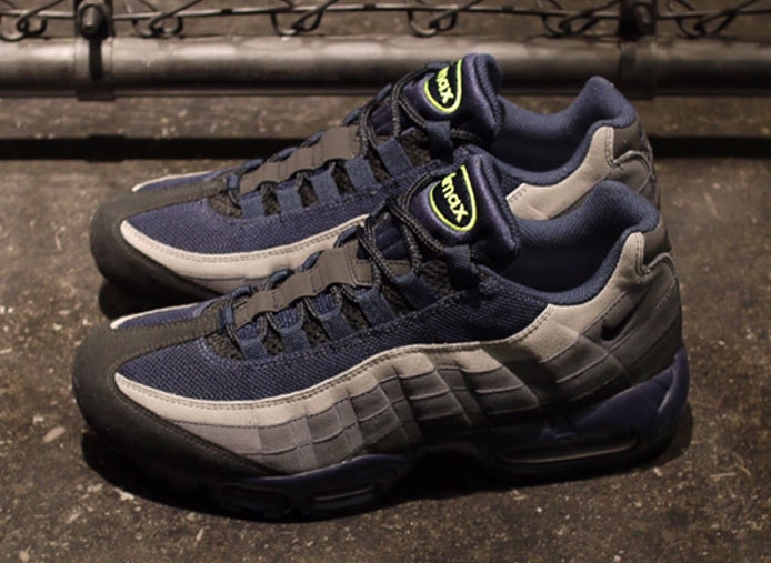 Nike Air Max 95 Ekiden Pack 15