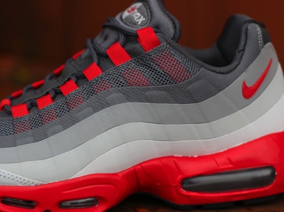 Nike Air Max 95 No Sew Chilling Red Grey Available