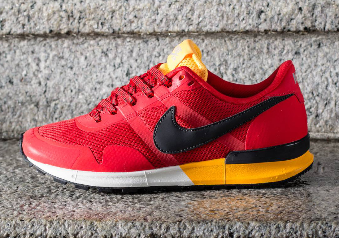 Nike Air Pegasus 83 30 Red Charcoal Orange 1