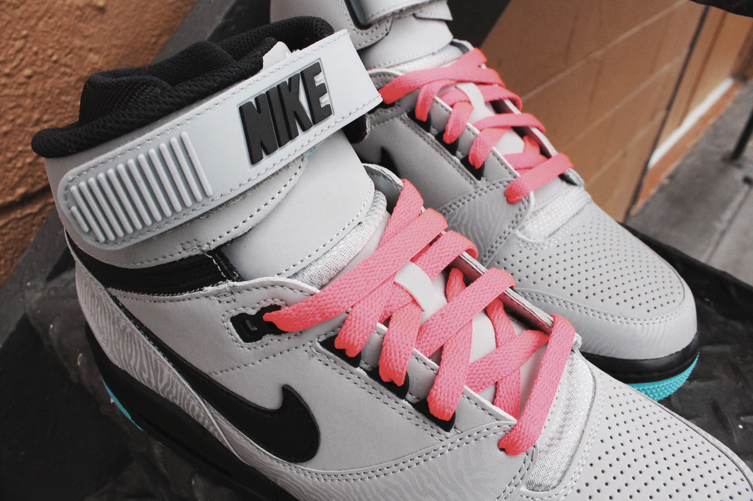 Nike Air Revolution Silver Black Red Gamma 7